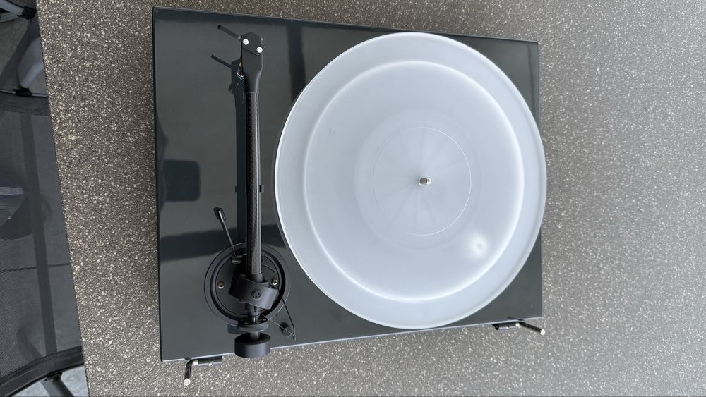 Gramofon Pro-ject 1-X Pression III zadbany komplet carbon
