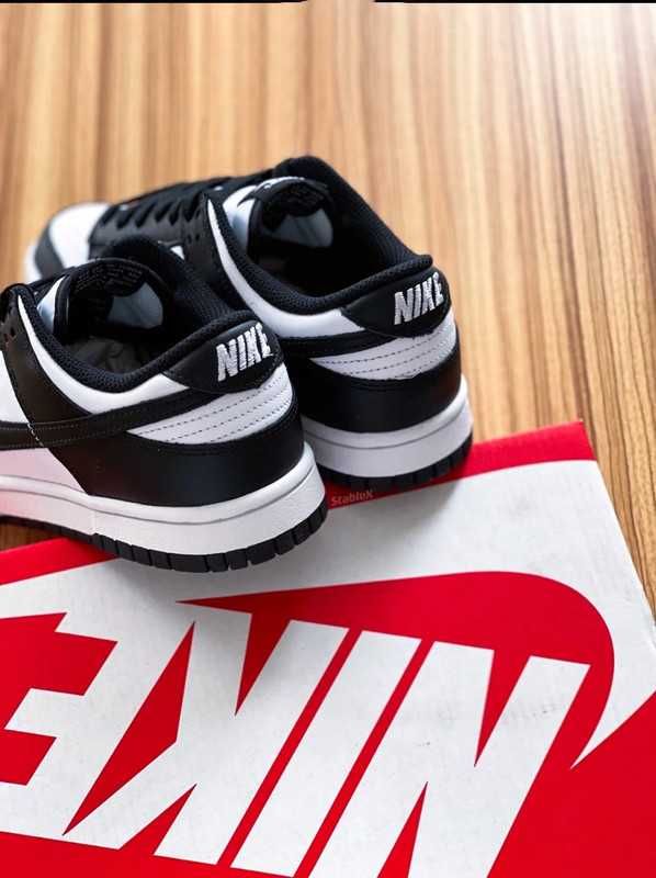 Nike Dunk Low Retro White Black Panda   40