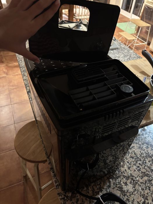 Máquina de Café automatica Magnifica S ECAM22.110.B