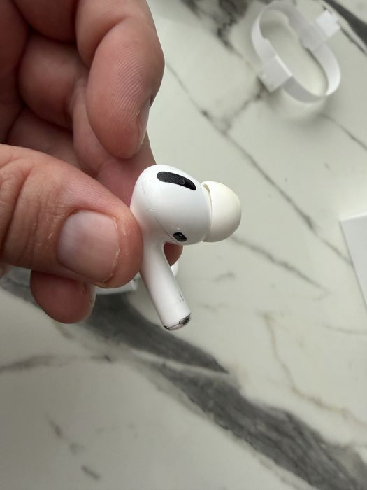AirPods Pro 1 поколiння