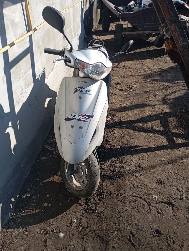 Продам на реєстрації в непогано стані.