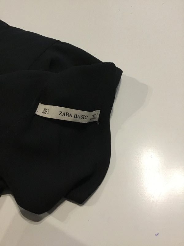 Zara Top z wyciętymi plecami r. S