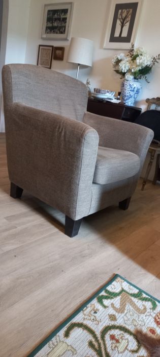 Dois cadeirões - poltronas