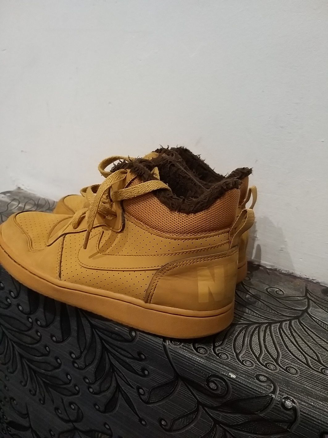 Buty ocieplane za kostkę Nike 38