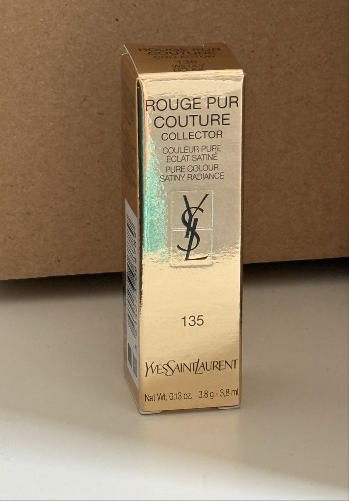 Pomadka szminka YSL 135 Wildly Rouge