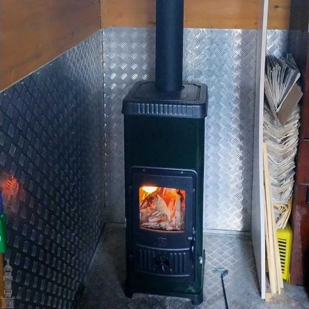 Печь на дровах Plamen Dora 10 N, 7.2 кВт, черная, чугунная