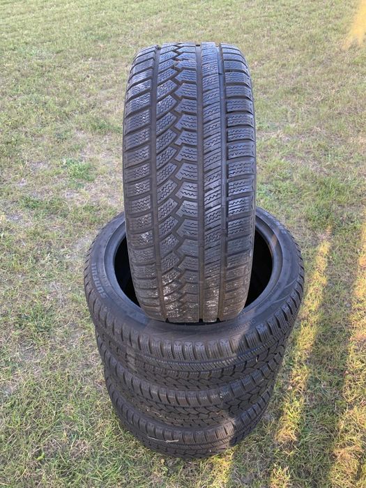 Opony zimowe 245/40R19