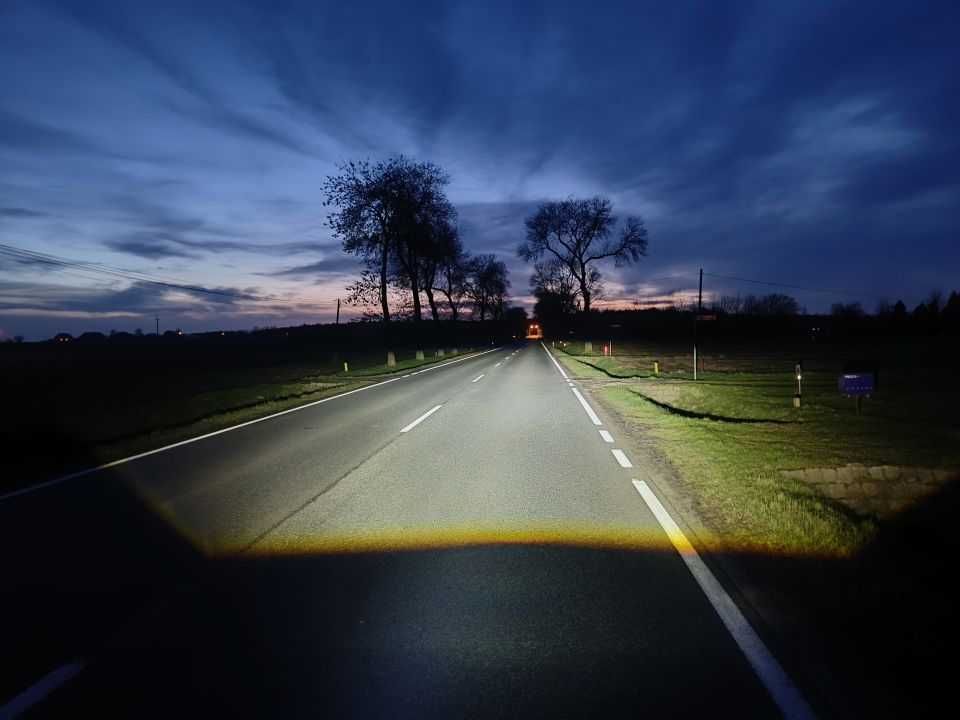 Soczewki 3.0 24V BI LED projektory 3" do ciężarówki biled