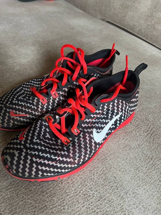 Кроссовки Nike бу