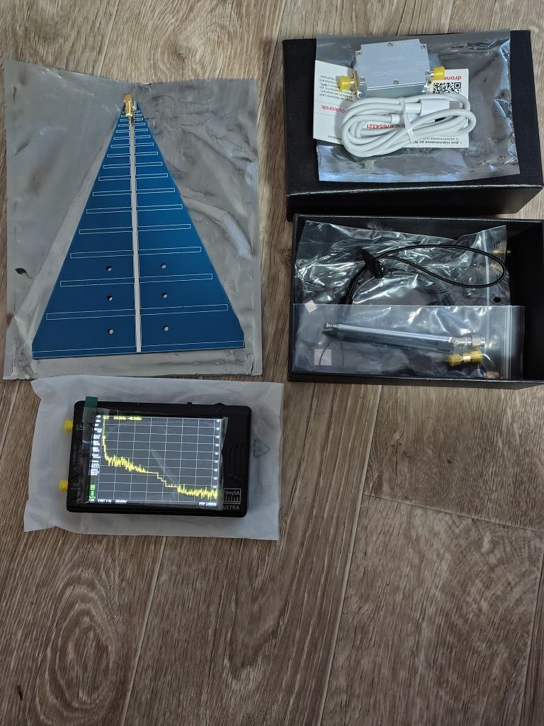 Спектроаналізатор Tiny SA Ultra