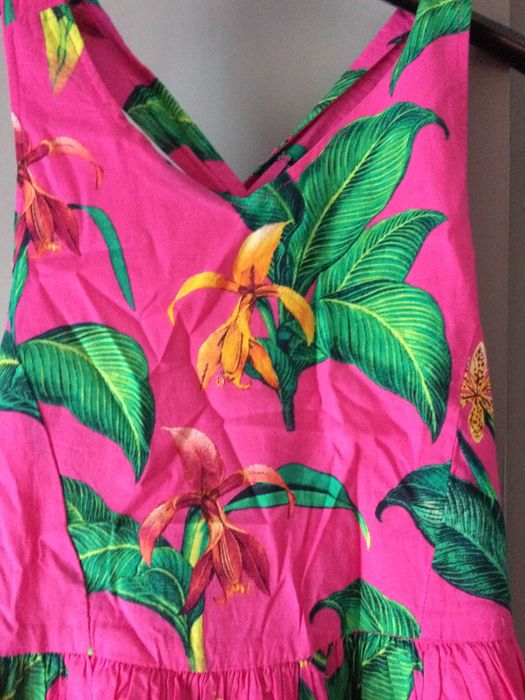 Vestido rosa com Flores