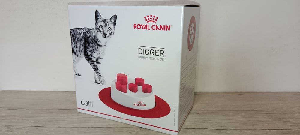 Интерактивная кормушка для кошек Catit Digger RoyalCanin.