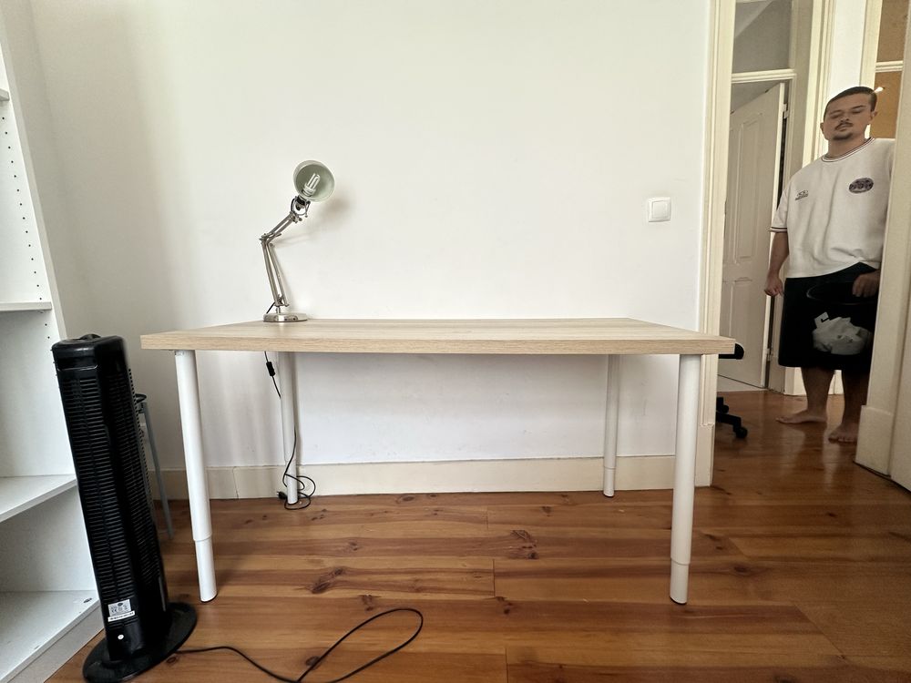 Secretária IKEA