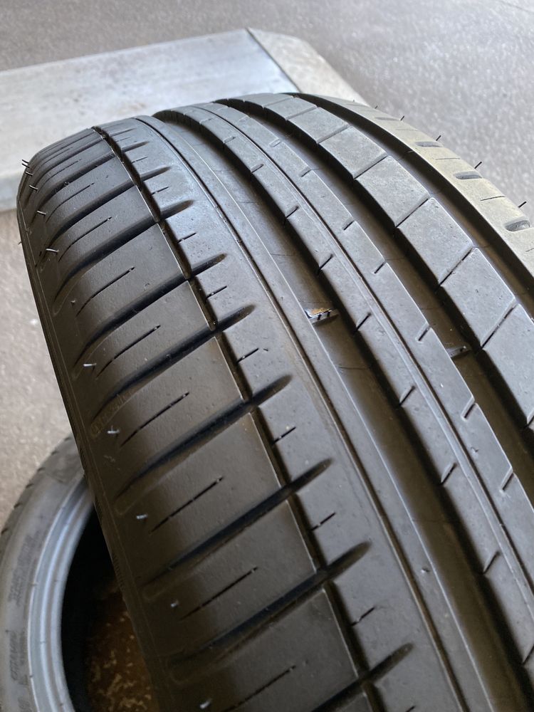 Pneus 215/45/18 Michelin Pilot Sport 3