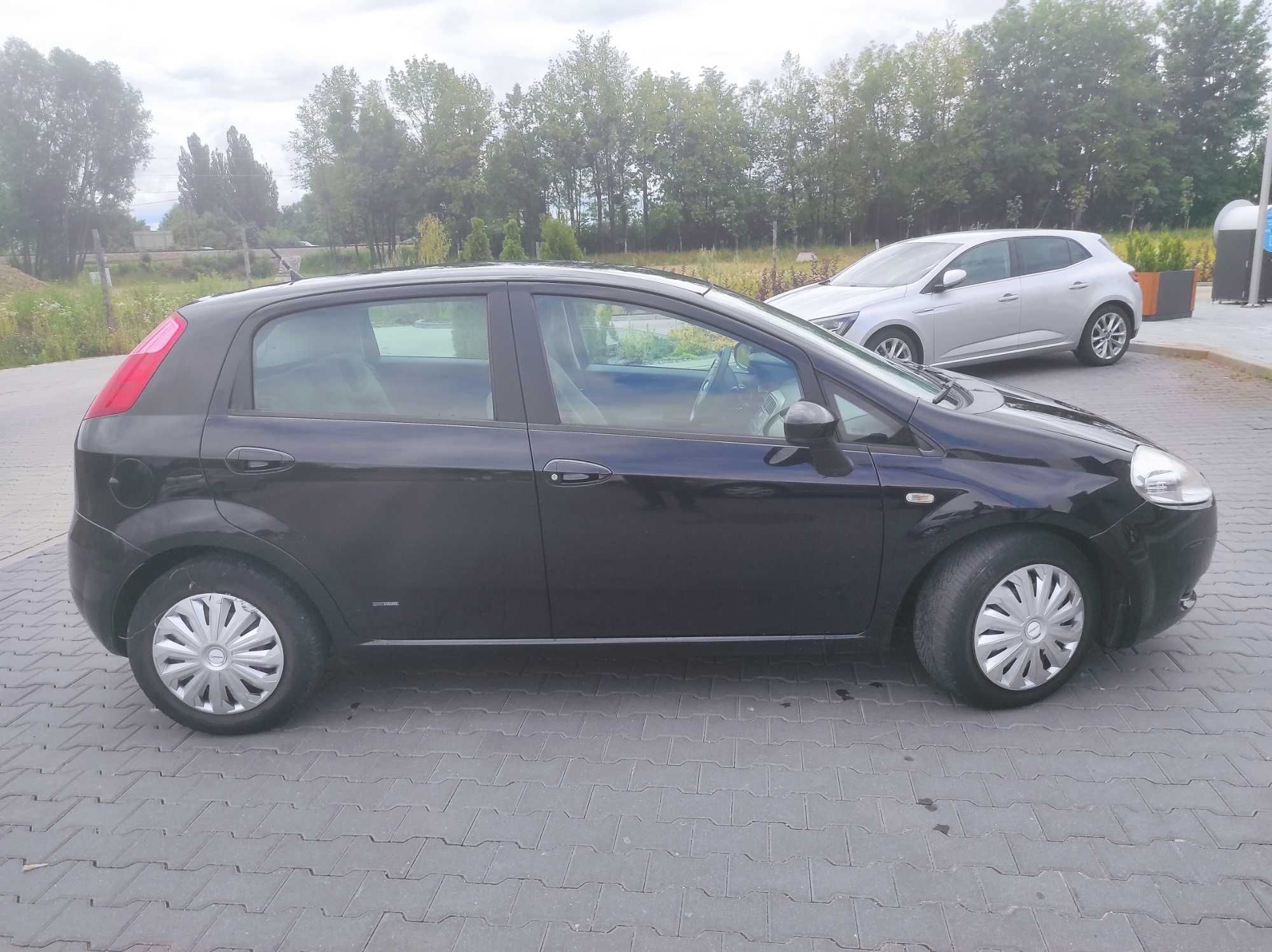 Fiat Grande Punto 1,4 benz,z Niemiec,opłacony,5 drzwi,klima,2007 rok