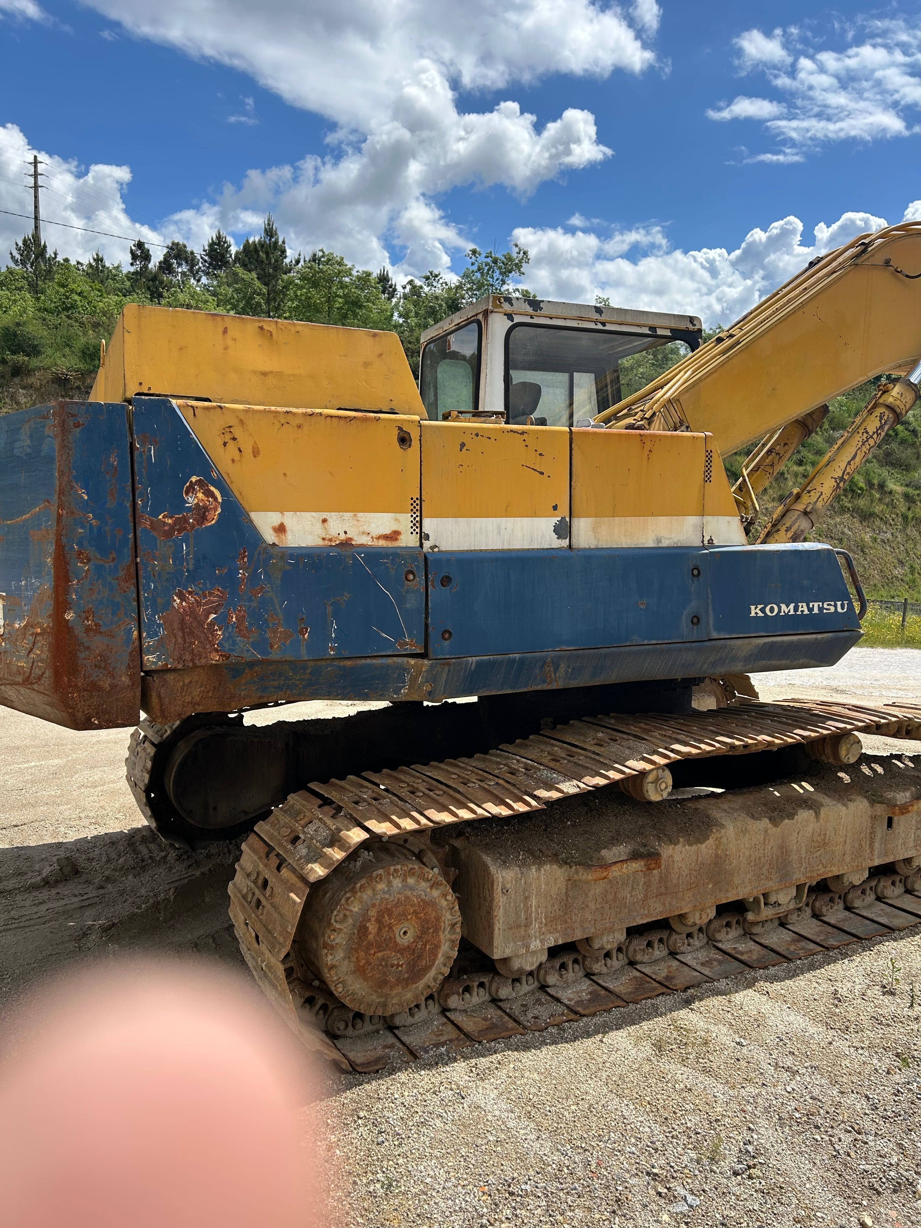 Máquina giratória Komatsu pc210-3