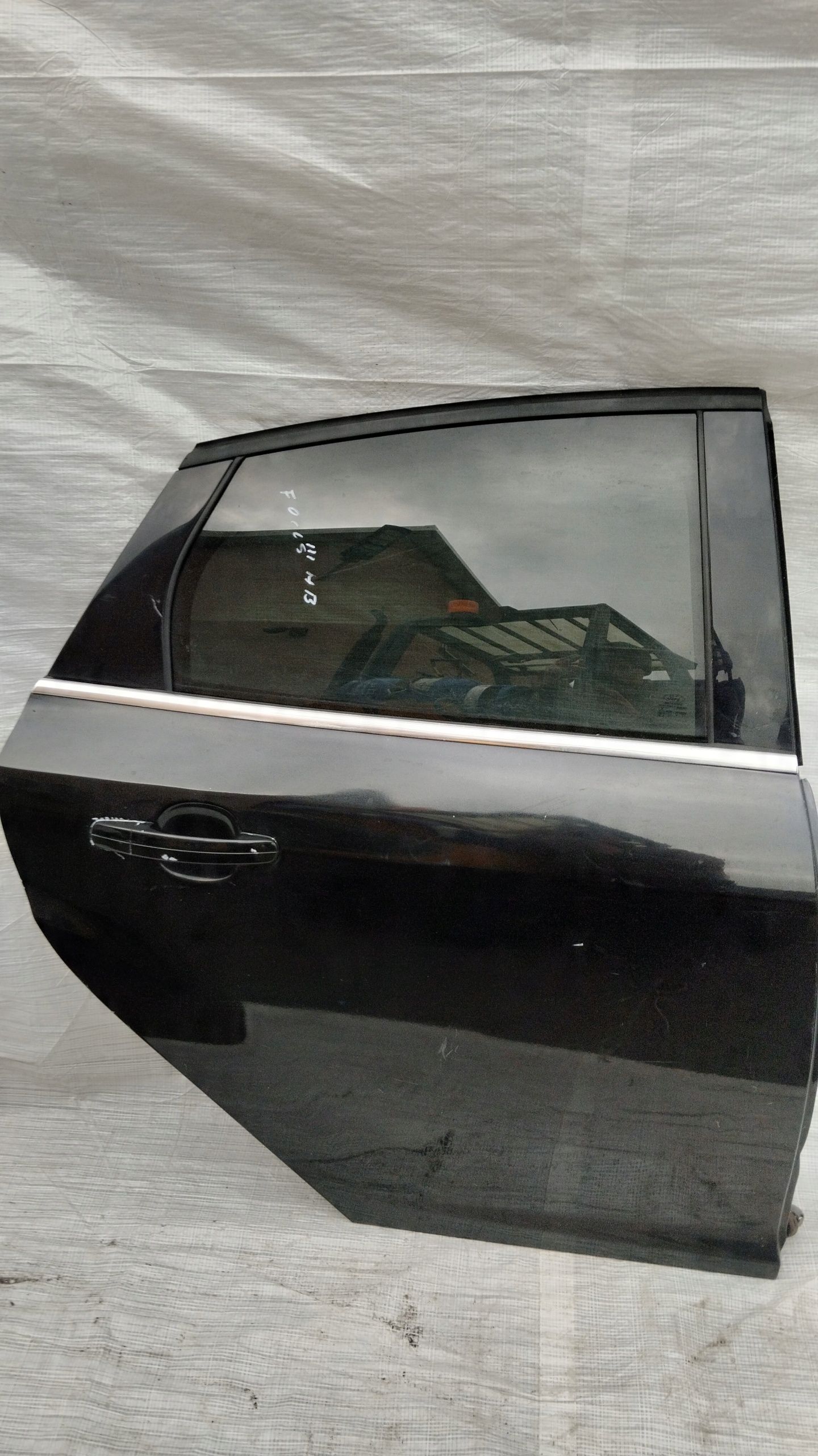 Drzwi tył Tylne Prawe Ford Focus MK3 hb Kompletne