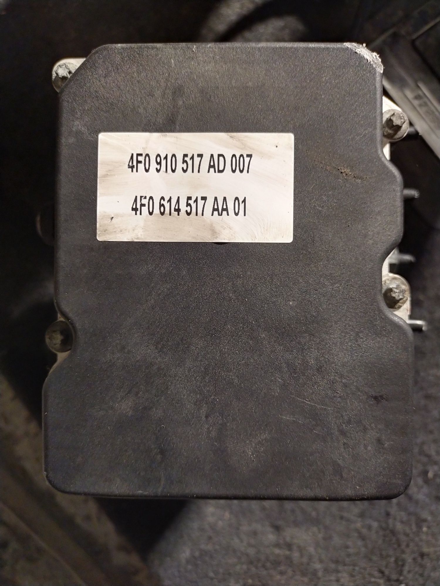 Audi A6 C6 pompa ABS sterowniki