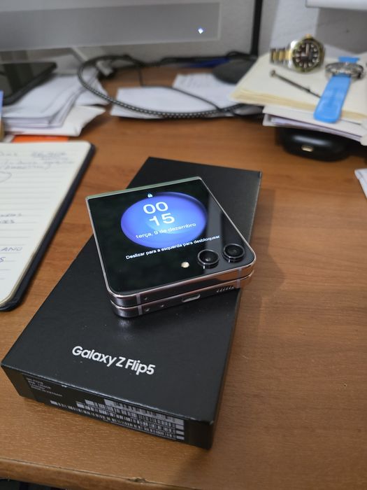 Samsung Z flip 5 com garantia