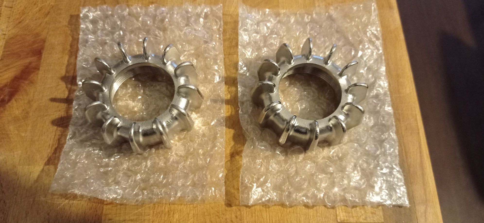Porca de coroa da flange do tubo de escape Ural/Dnepr 650