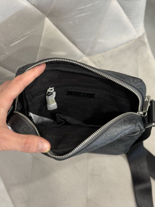 Чоловіча оригінальна сумка Guess Vezzola