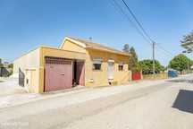 Moradia T4 para venda