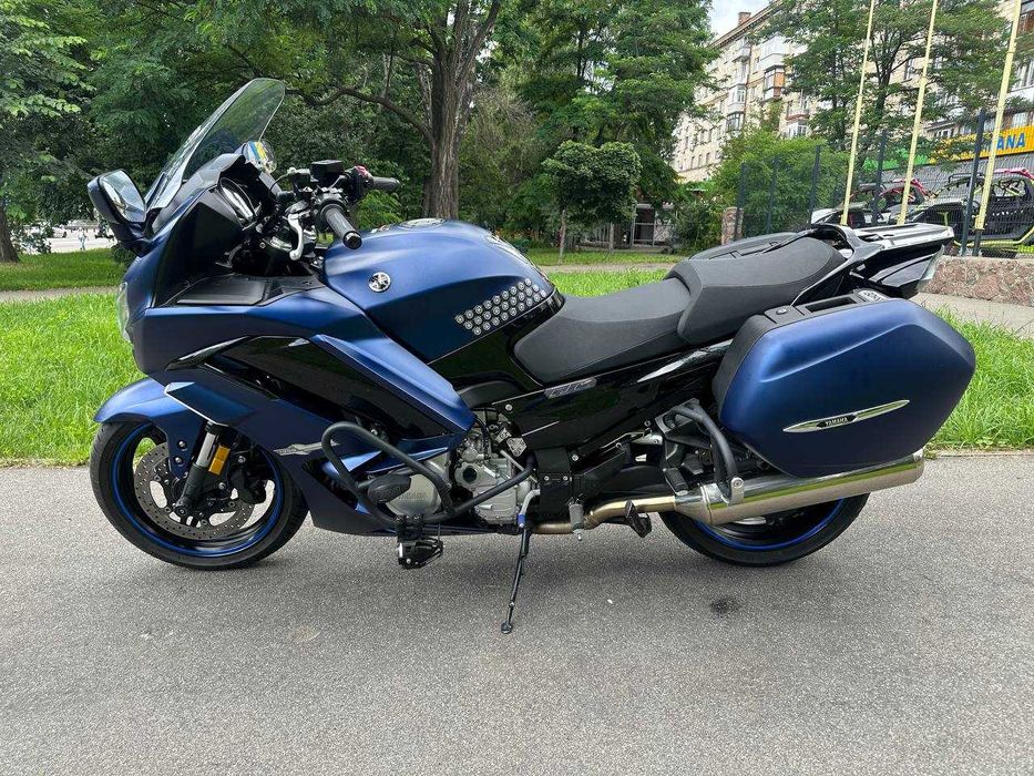Мотоцикл Yamaha FJR 1300 2020 рік Офіційний