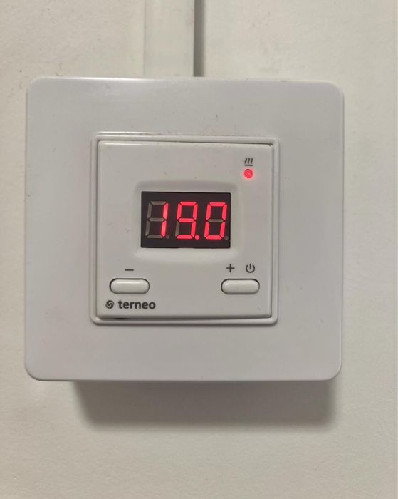 Обогреватель потолочный Билюкс Б1000 для склада, производства, жилья.