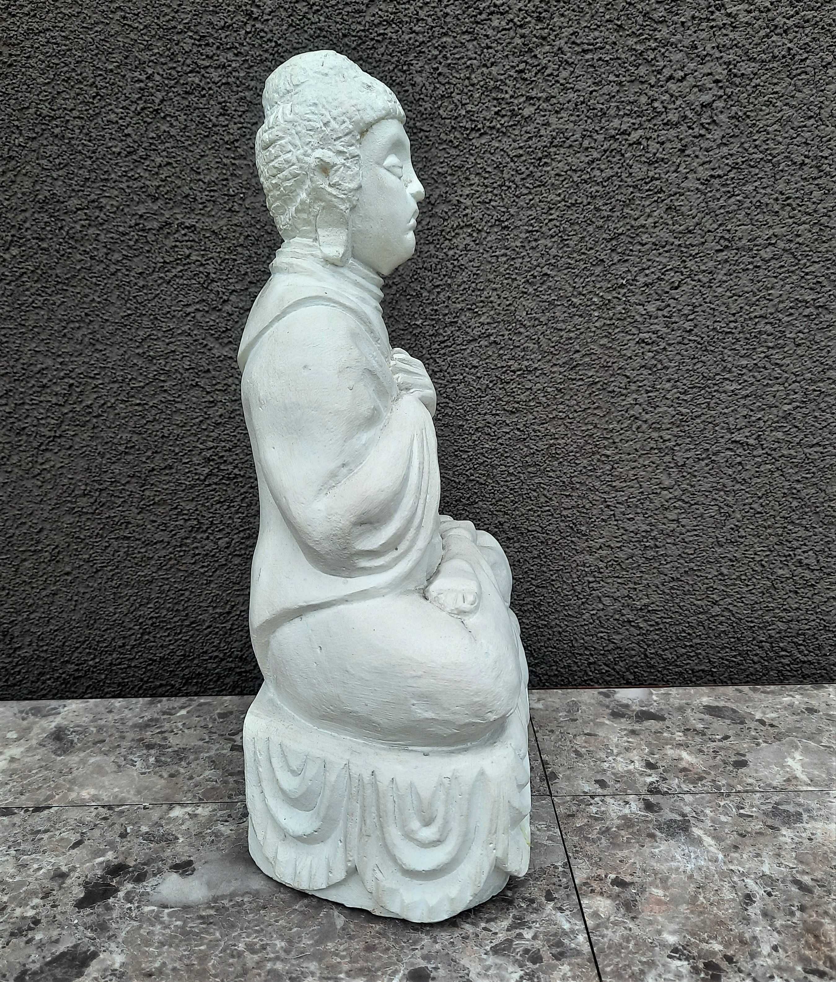 Siedzący budda figura pełny gips 19cm