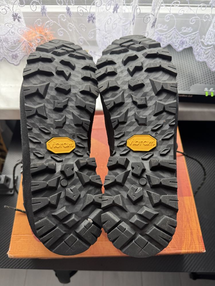 Buty trekkingowe AKU Trekker Lite III GTX
