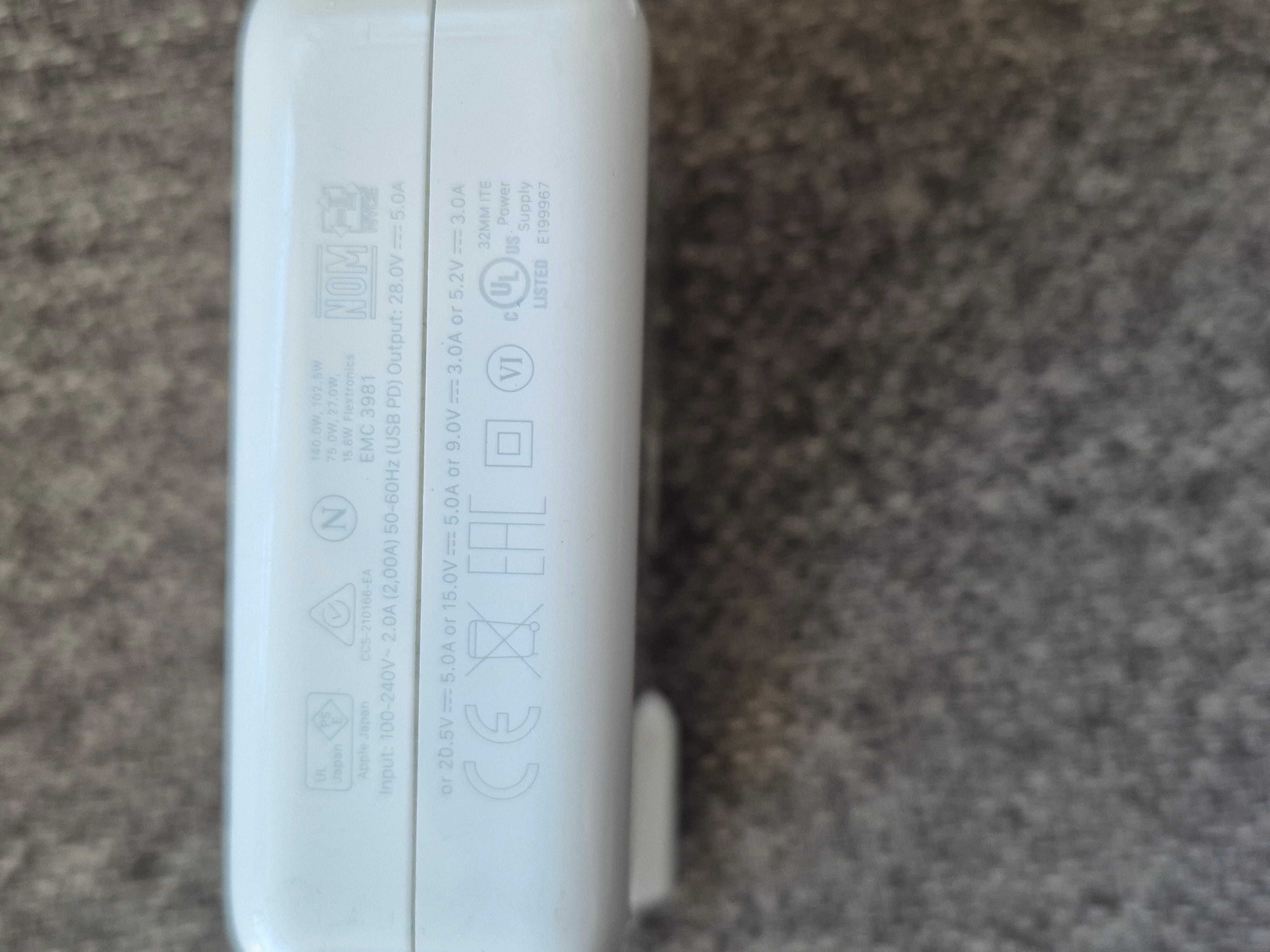 carregador Apple USB-C 140W modelo A2452, sem anomalia original
