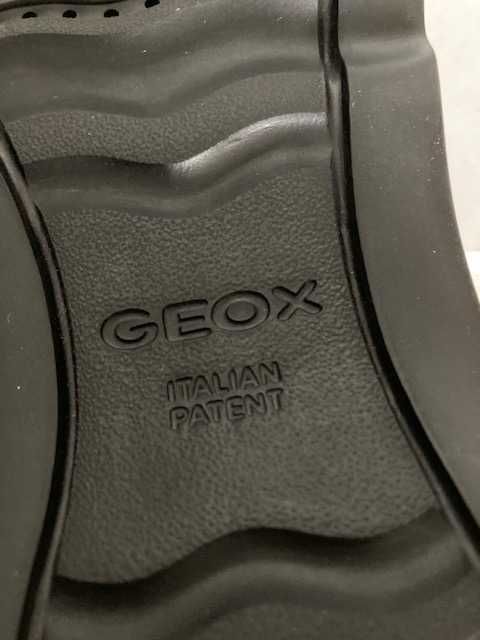 Botki marki GEOX wykonane w technologii Amphibiox