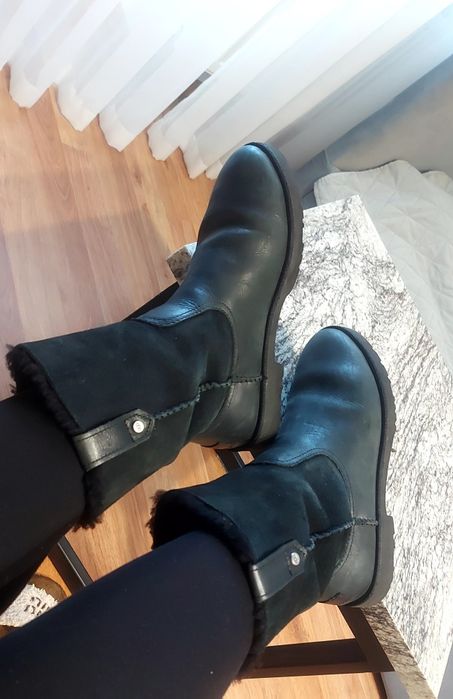 Зимові жіночі  UGG оригінал розмір 39