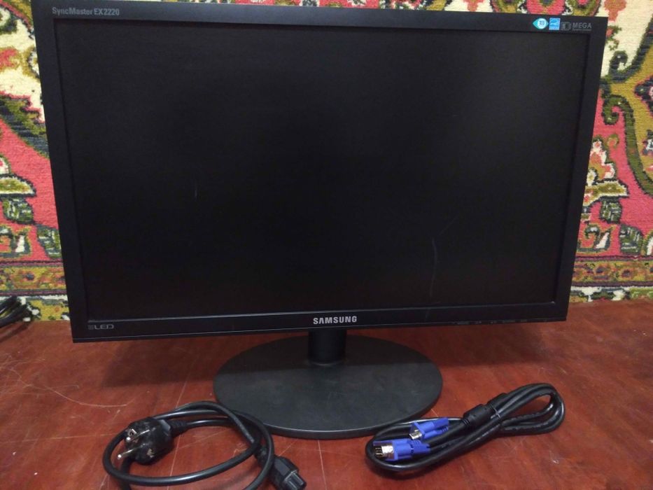 Монитор Samsung EX2220 21,5 дюйма б/у