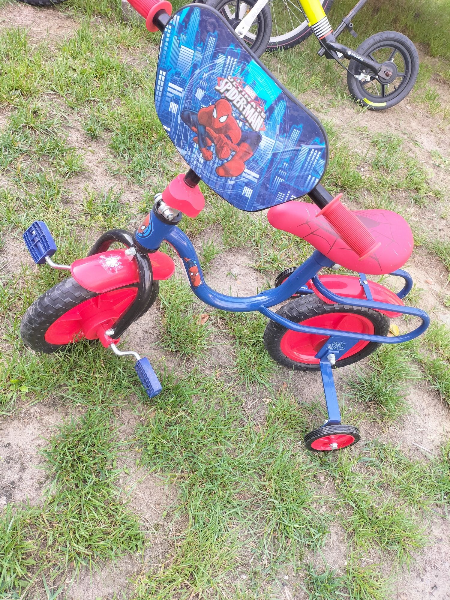 Ekstra!Trzykołowy rowerek Spiderman