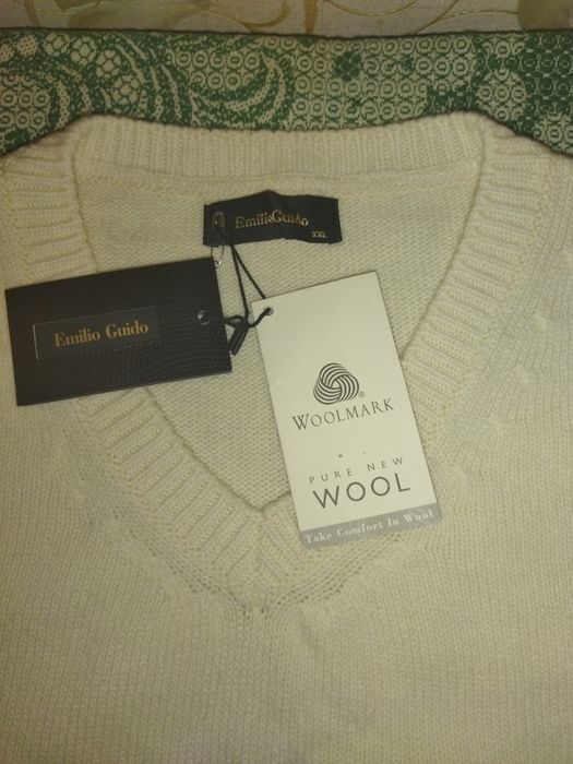 Безрукавка шерстяная