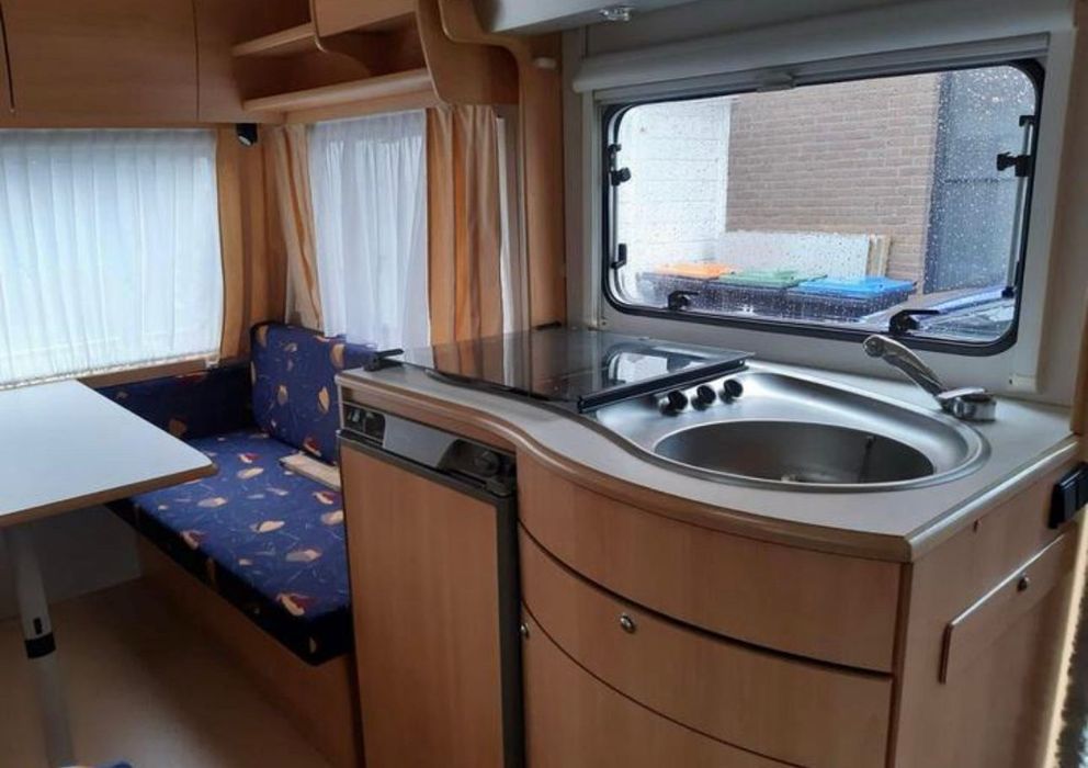 Dream Camp Przyczepa kempingowa Home-car 2001r. Dmc 1100kg