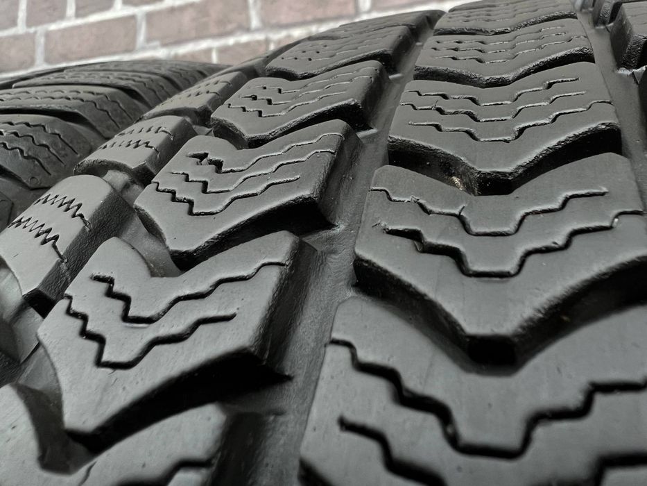 Шини 215/65 R 16C Semperit Van-Grip 2. Зима пара. Колеса склад.