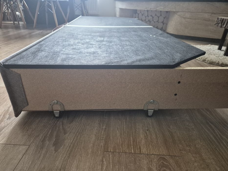 Tapczan z funkcja spania