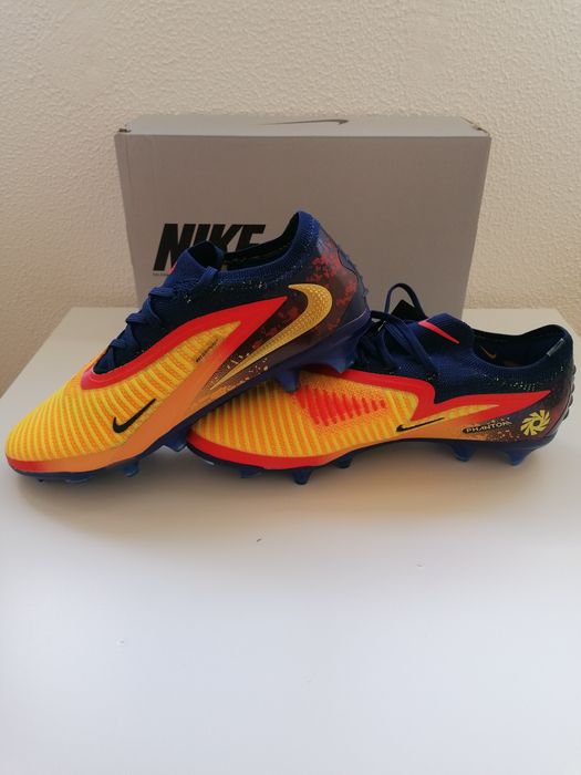 Chuteiras Nike Phantom 6 Low Elite FG