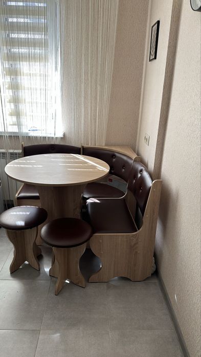 Срочно Продам кухонний куток