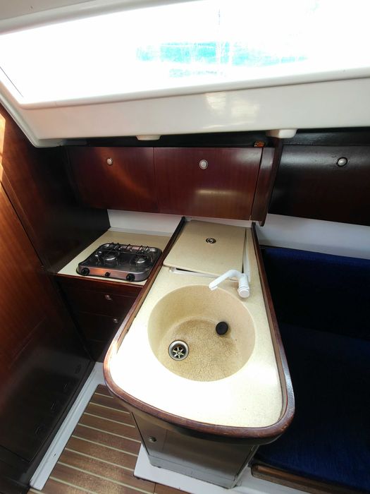 Sprzedam jacht żaglowy Antila27