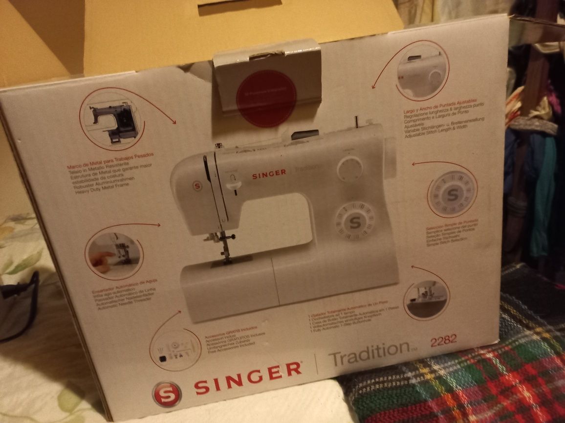 Maquina de costura singer