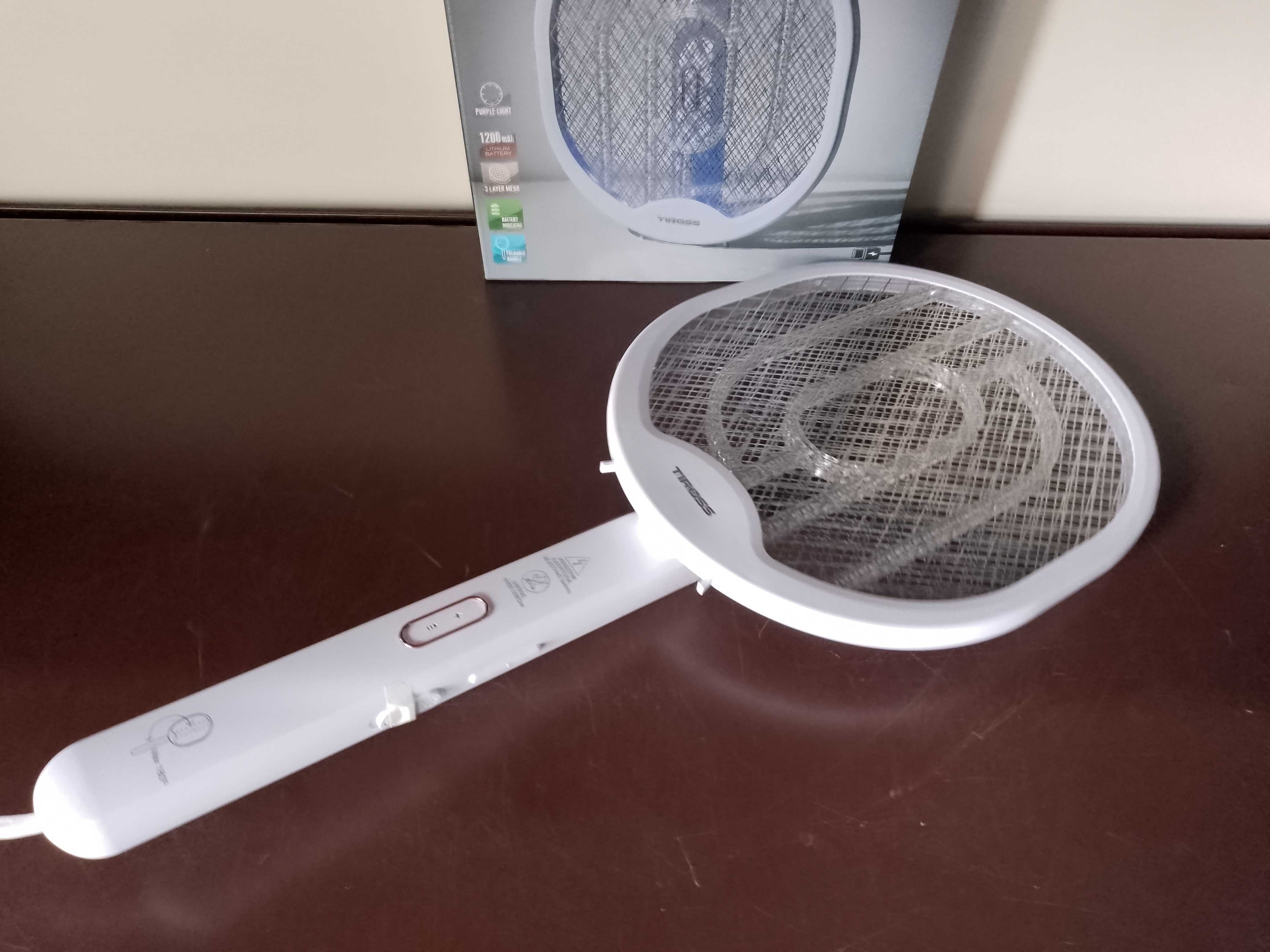 ŁAPKA OWADOBÓJCZA elektryczna packa składana tiross na muchy komary ta