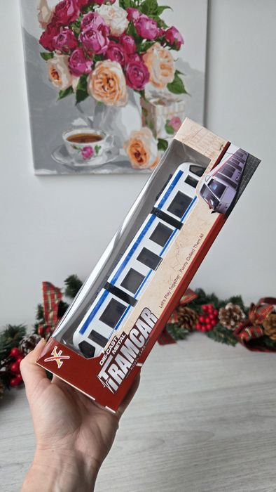 Металевий поїзд метро, метро металевий, металевий поїзд, метро