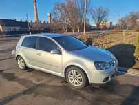 Volkswagen Golf V