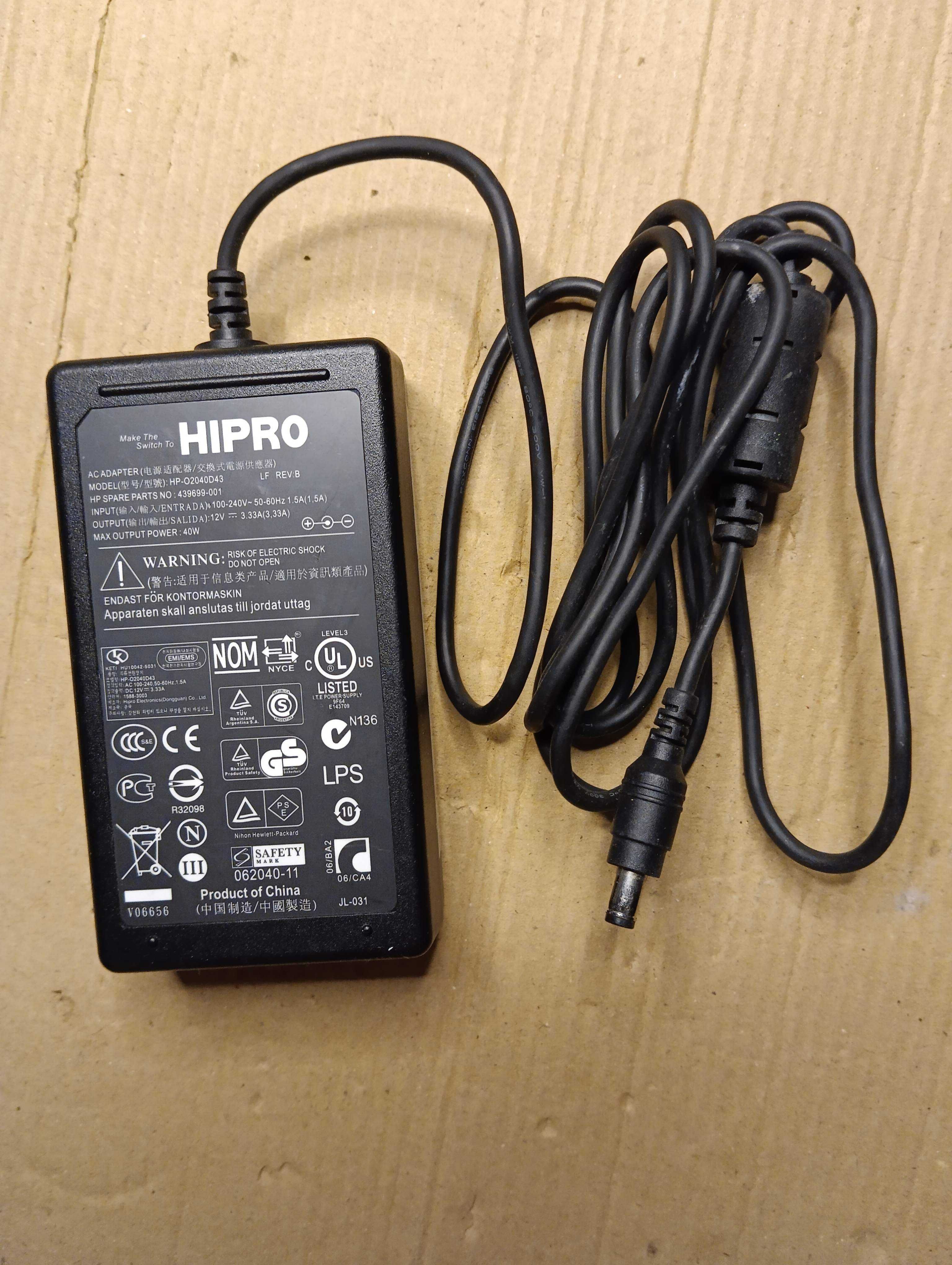 Блок живлення питания 12V 3.33A HIPRO HP-O2040D43 (5.5X2.1mm)