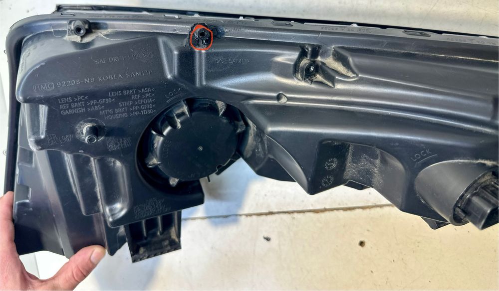 фара правая Hyundai Tucson USA LED 2022 2023 2024 92208N9160