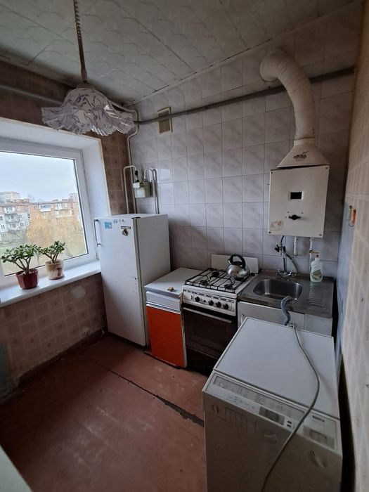 Продаж 2 кім квартири