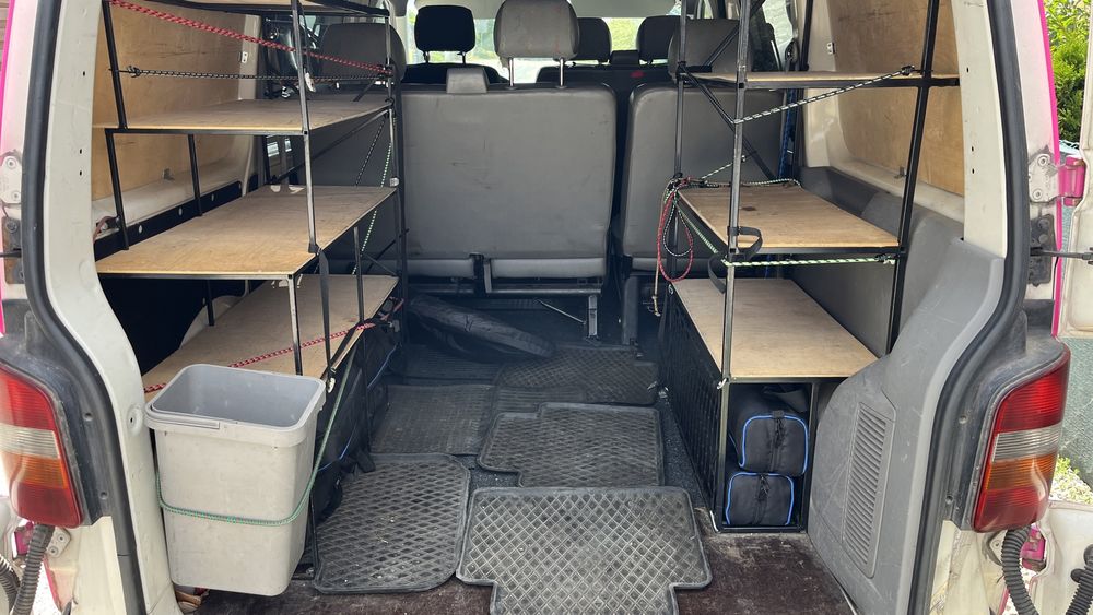 VW Caravelle T5 1.9 TDI, 2004, 9-os
